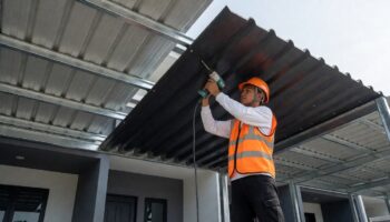 Cara Pasang Kanopi Alderon: Urutan Kerja, Jarak Reng, dan Kesalahan yang Harus Dihindari