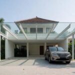 Kanopi Kaca Carport: Perlindungan Premium untuk Kendaraan Anda